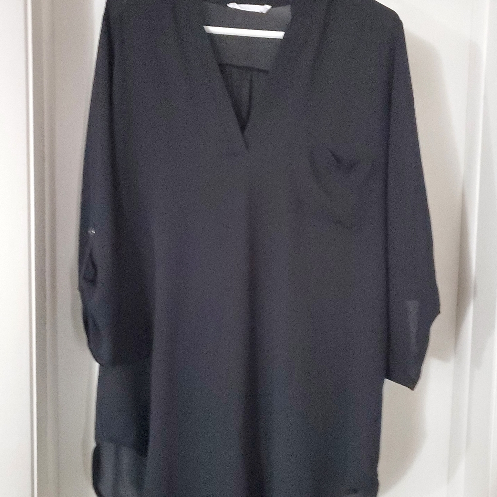 Sheer black 3/4 sleeve top